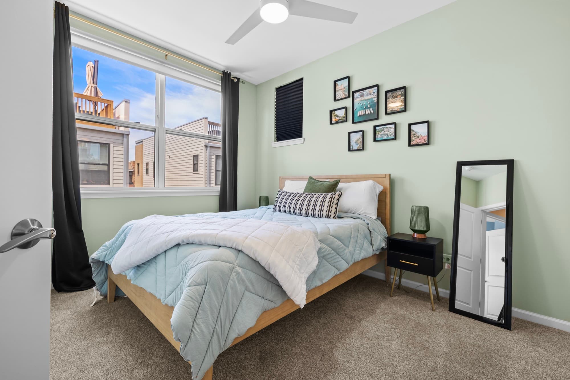 Modern Townhouse — 952 Madison St, Oak Park — Oak Park — photo 11