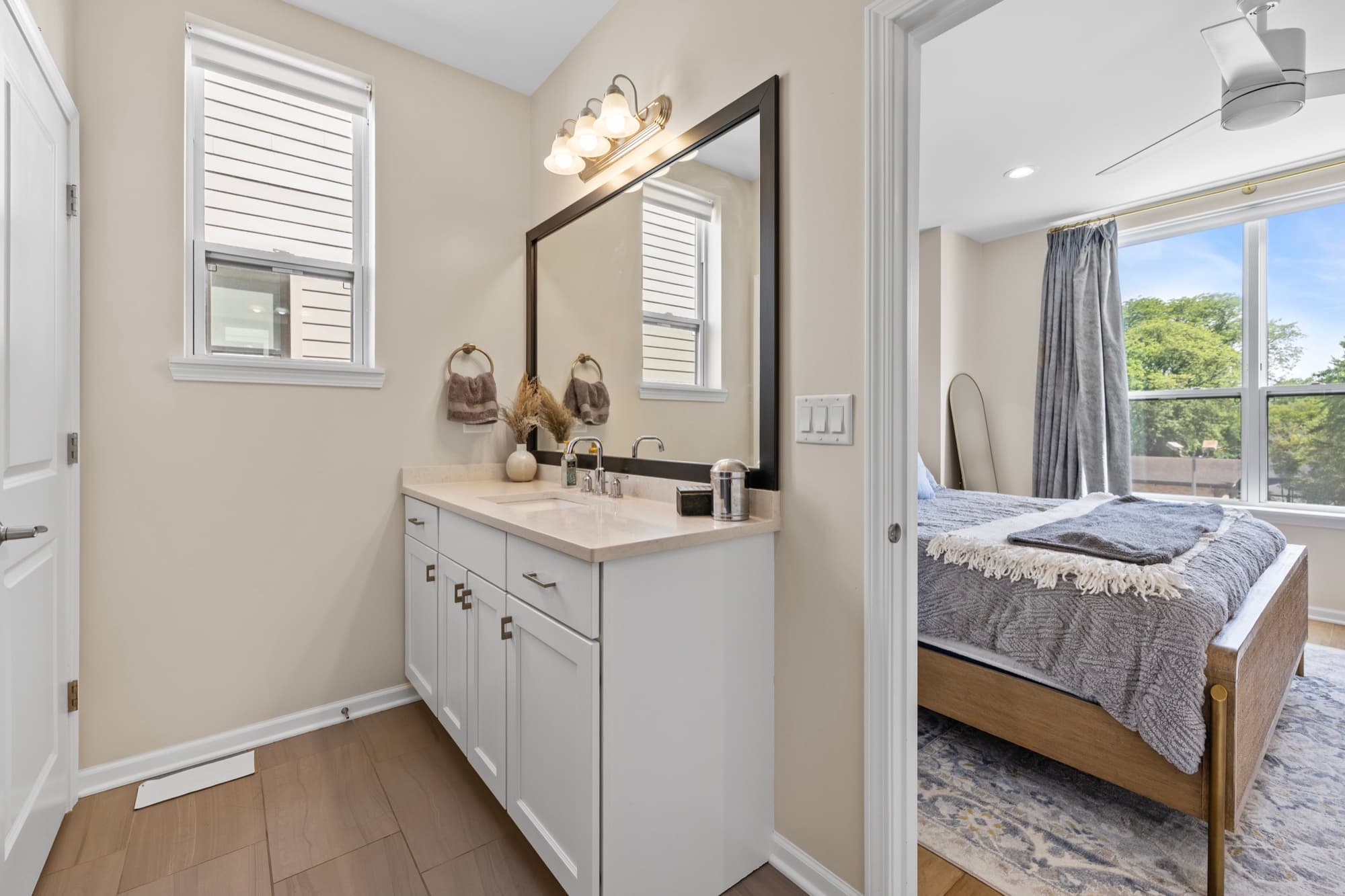 Modern Townhouse — 952 Madison St, Oak Park — Oak Park — photo 13