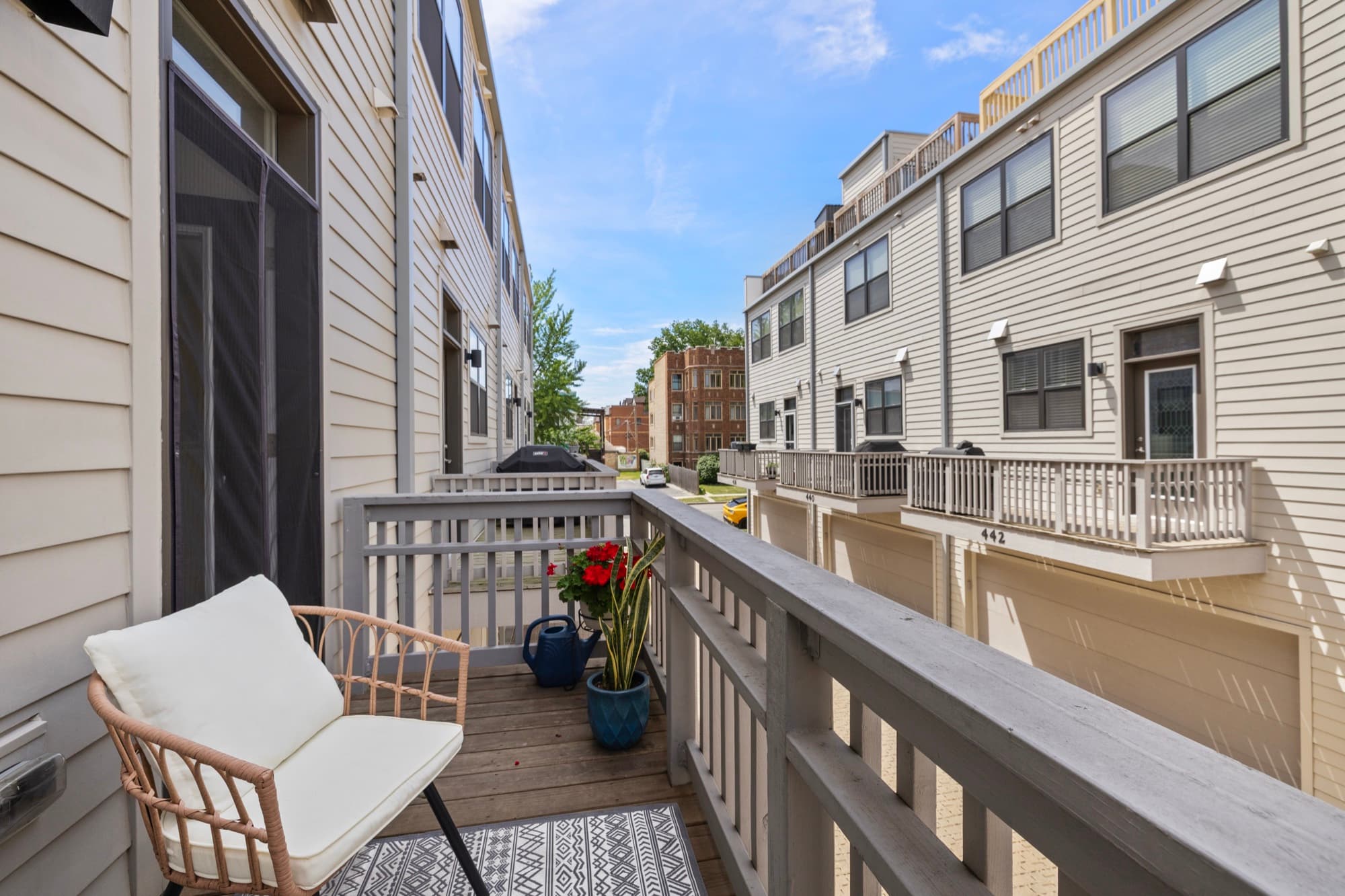 Modern Townhouse — 952 Madison St, Oak Park — Oak Park — photo 16